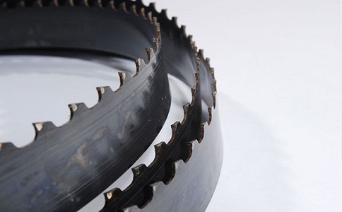 枣庄撞击材料中的硬点，会给带锯条带来哪些损伤？